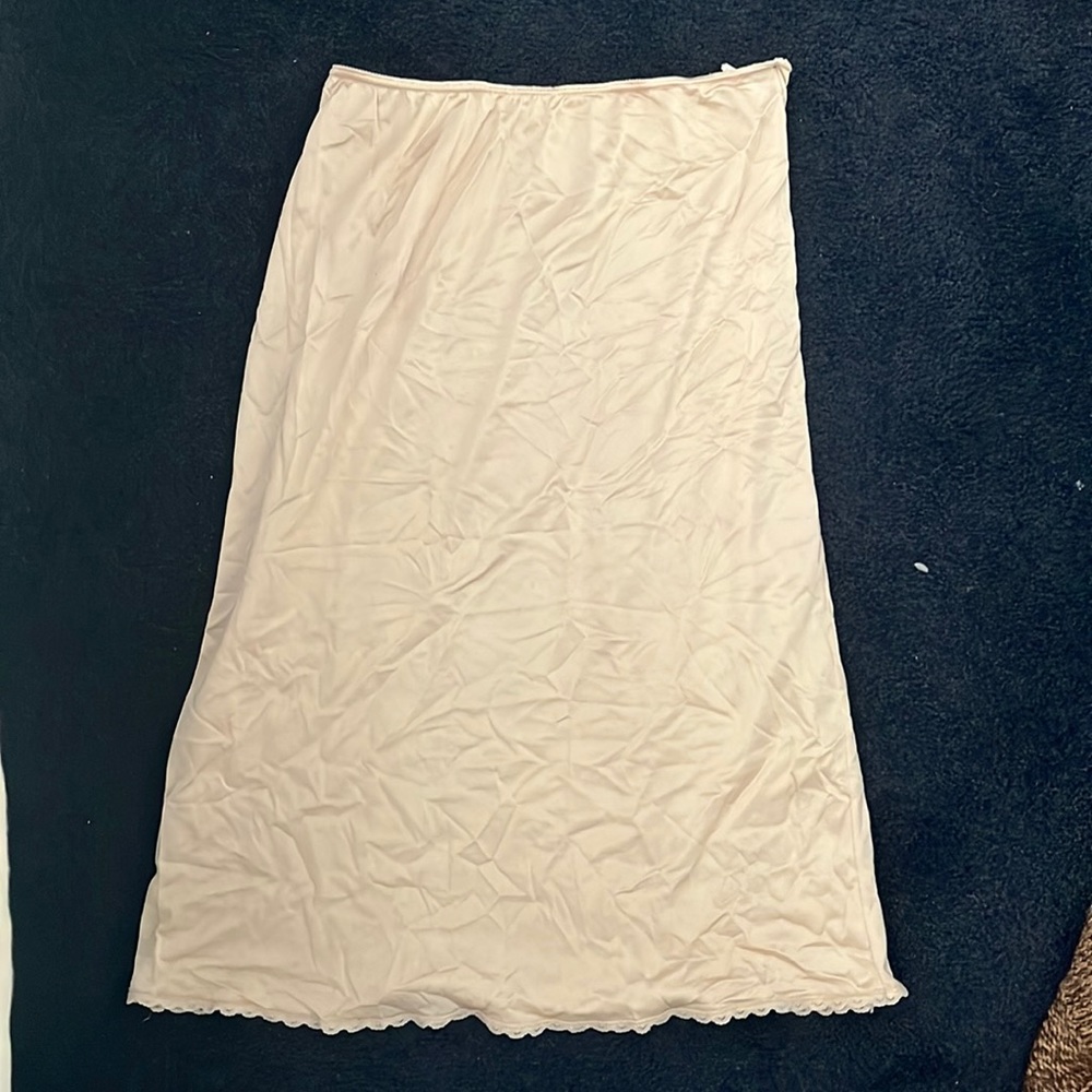 Light pink satin Midi skirt